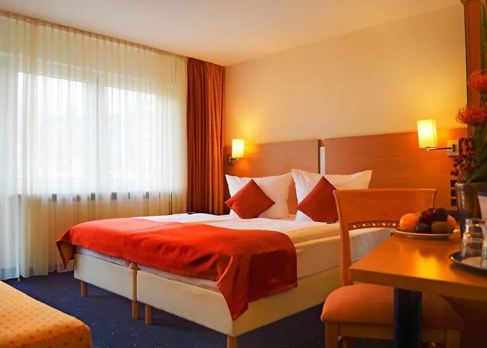 Favored Hotel Plaza Francoforte sul Meno